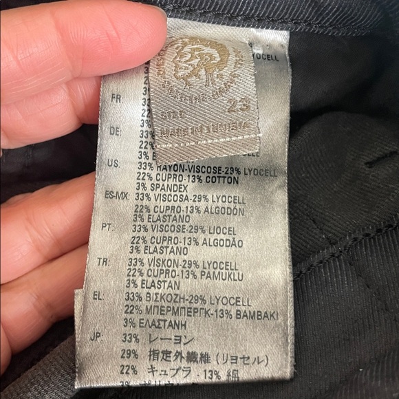 Diesel Women’s Black Jeans Fayza Relaxed Boyfriend Size 23 X 24 Inseam - Picture 11 of 12